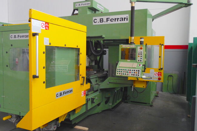 Sell Machining Centre 5-Axis or more CB FERRARI D21 used