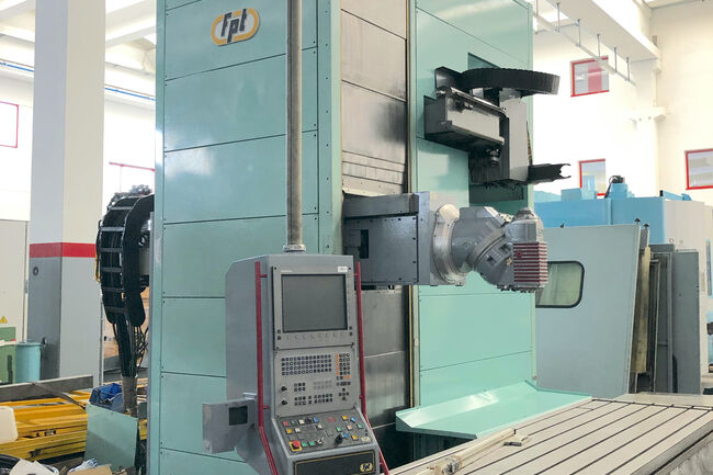 Sell Milling machine Bed type FPT LEM 936 used