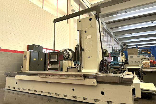 Sell Milling machine Bed type FPT LEM936 used