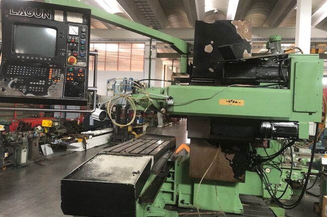 Sell Milling machine Bed type LAGUN FBF 1200 used