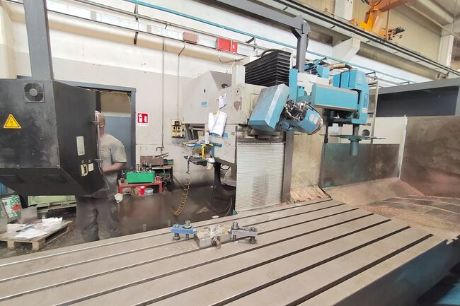 Sell Milling machine Bed type ZAYER 20KF3000 used