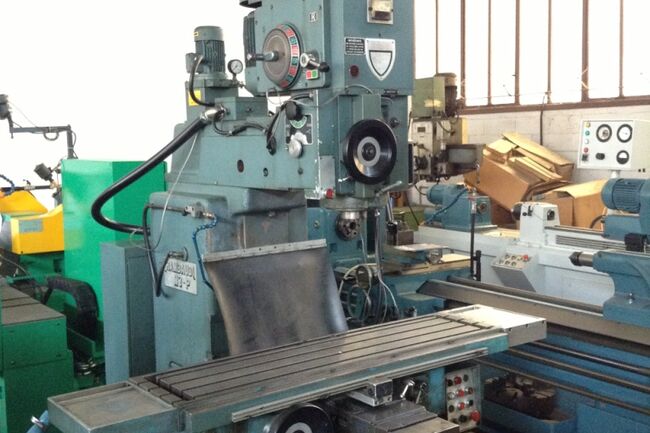 Sell Milling machine Knee type RAMBAUDI M3/P used