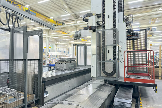 Sell Milling machine mobile column FPT SIRIO M40 used