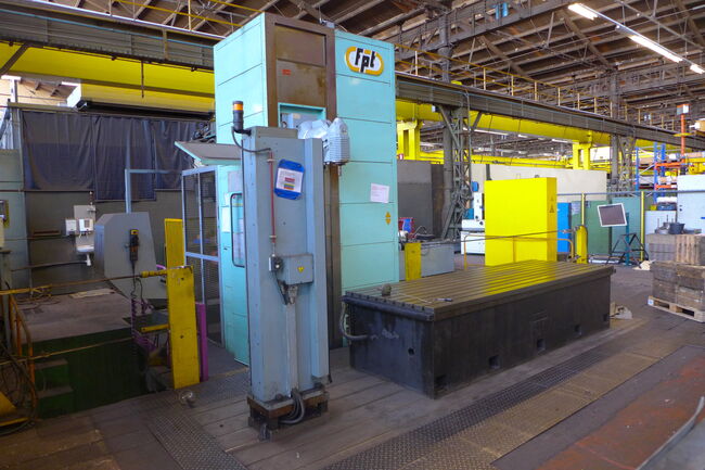 Sell Milling machine mobile column FPT SIRIO M40 used