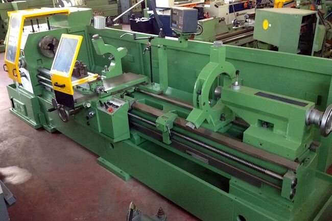 Sell Turning Machine Center PBR T30 300x3000mm used