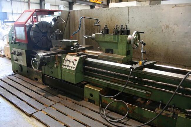 Sell Turning Machine Center PBR T400 used
