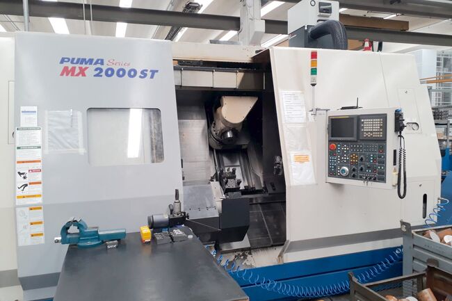 Sell Turning Machine Multi-tasking DOOSAN MX2000ST used