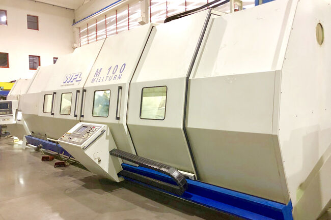 Sell Turning Machine Multi-tasking WFL MILLTURN M100 used